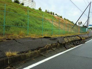 いわき市小名浜 歩道