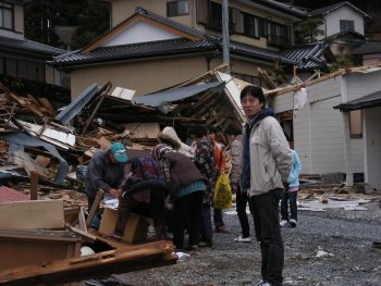東日本大震災活動 活動風景