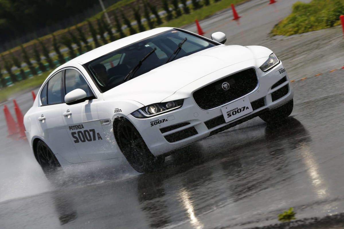 ブリヂストン「POTENZA S007A」試乗会 風景