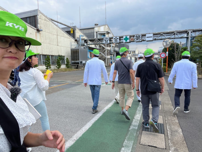 カヤバ製品技術勉強会 敷地内風景